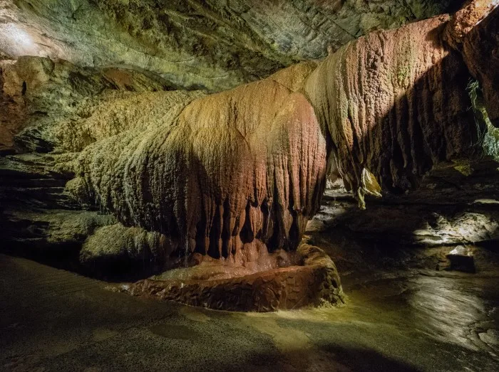 Dan yr Ogof caves