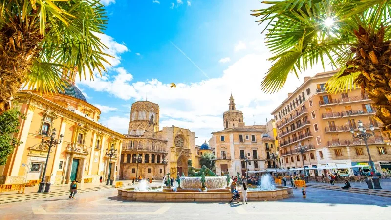 Panoramic view of Plaza de la Virgen (Square of Virgin Saint Mary) and Valencia old town