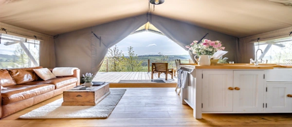 Oaklands Glamping and Treehouse - Bluebell UK43602
