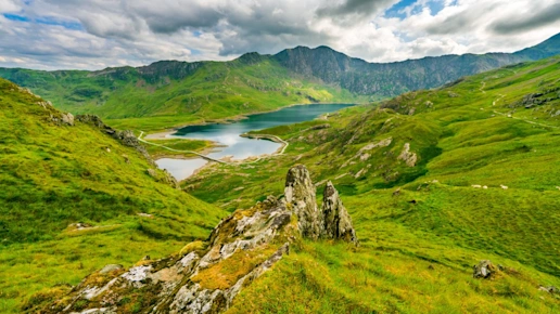 Llyn Llydaw lake, Snowdonia National Park, Wales, UK