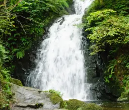 Gleno Waterfall