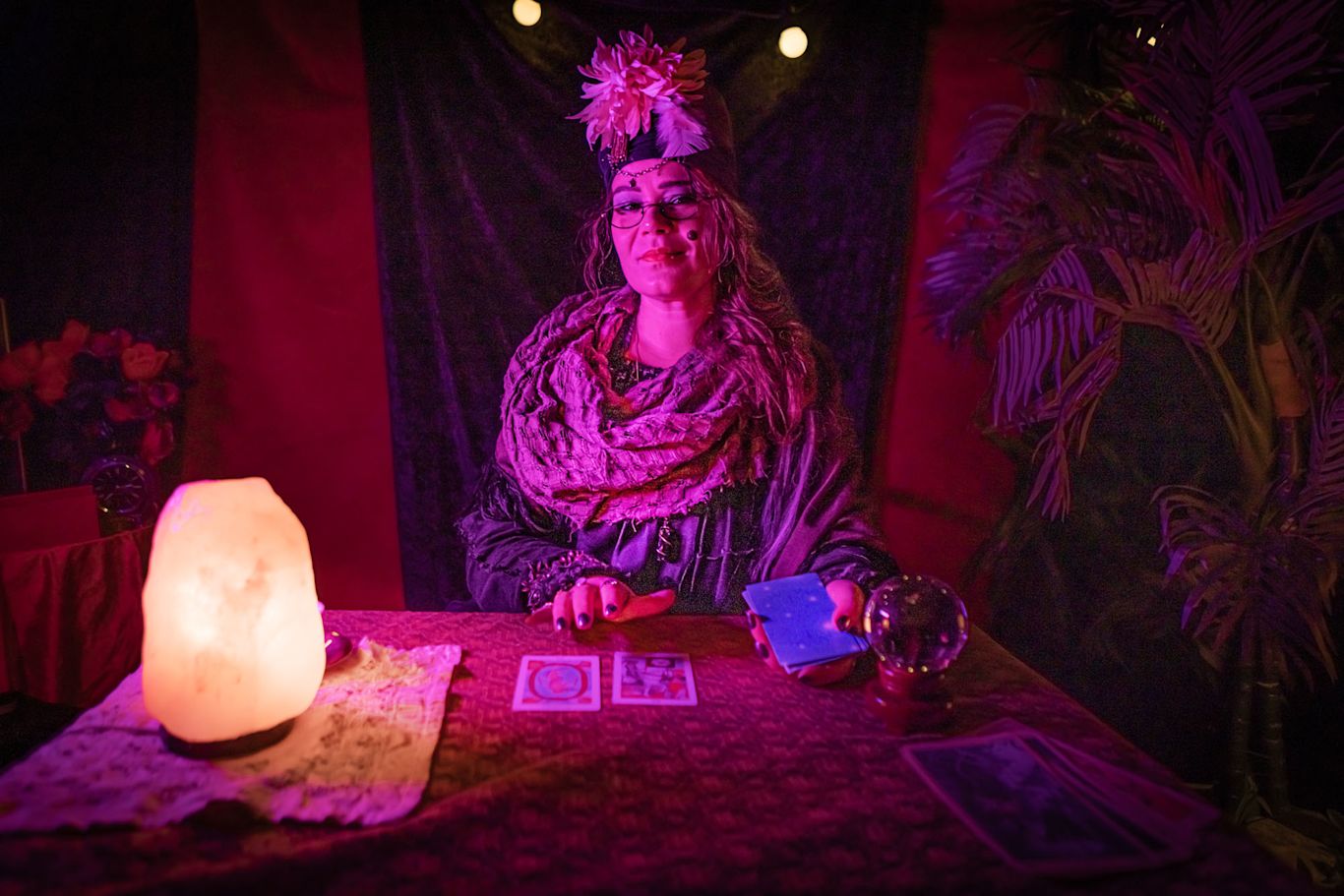 Ennustaja Madame Frey