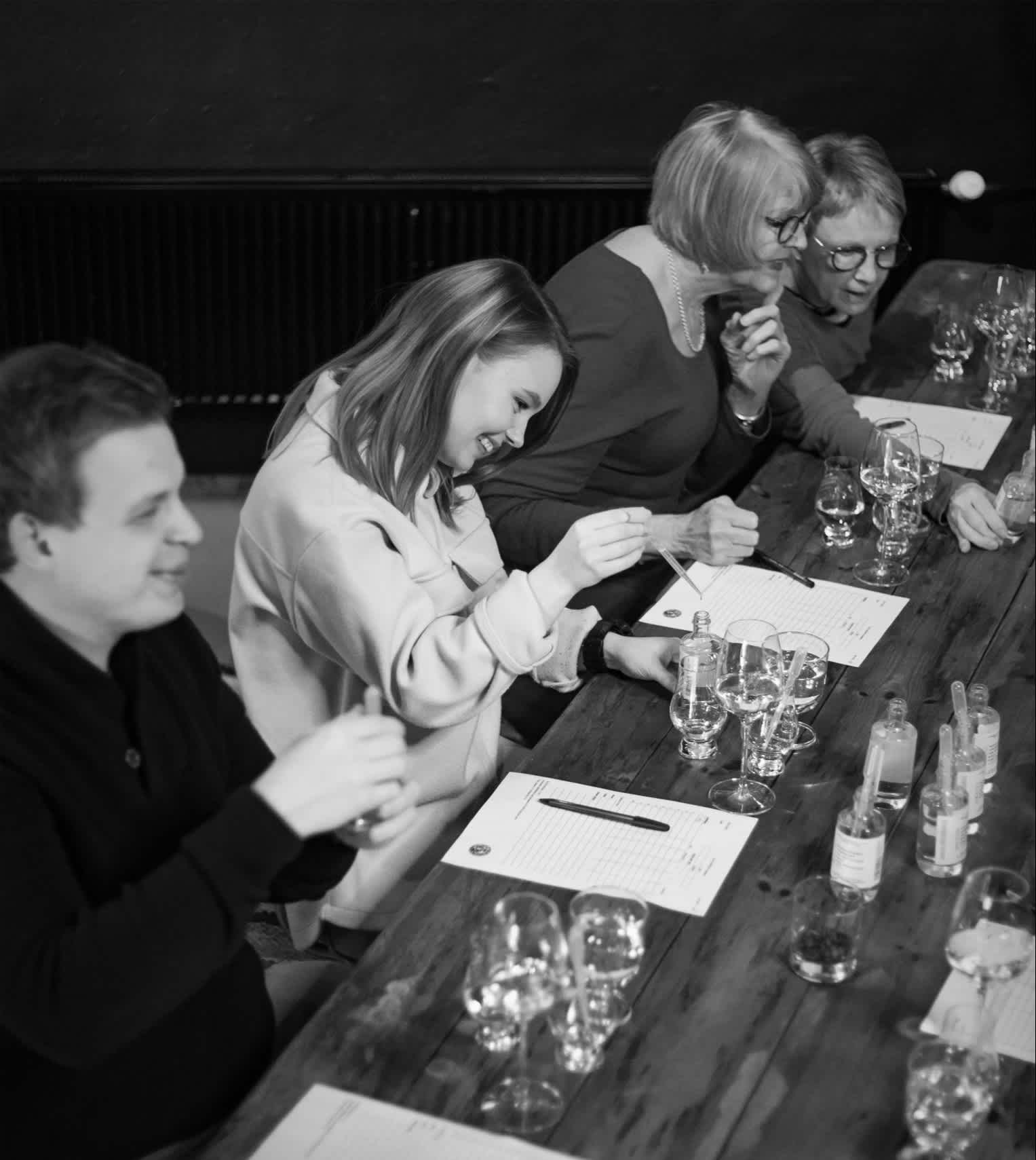 Gin blending workshop - Veera Rislachius