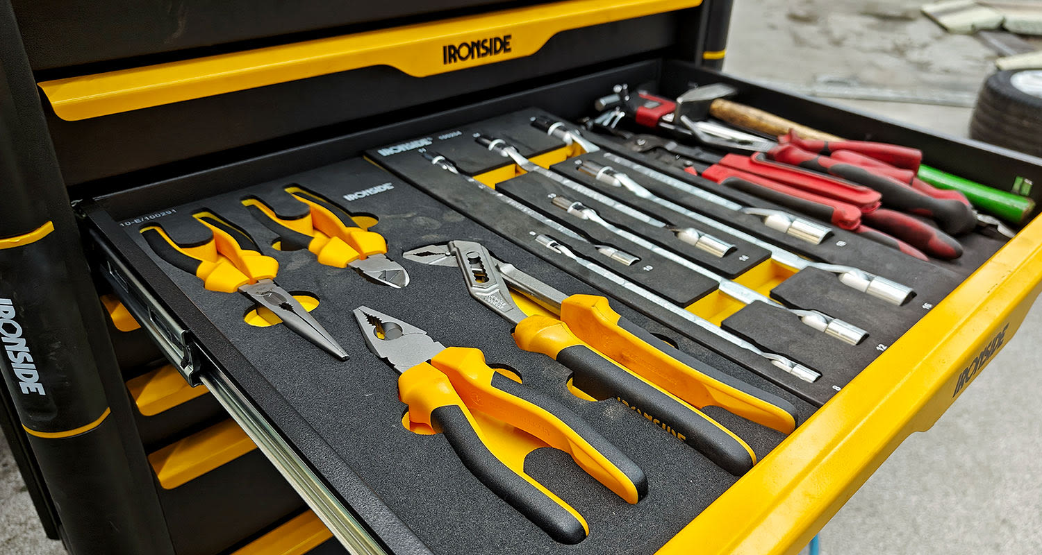 Ironside-työkalusarja lähikuvassa, myynnissä K-Raudassa