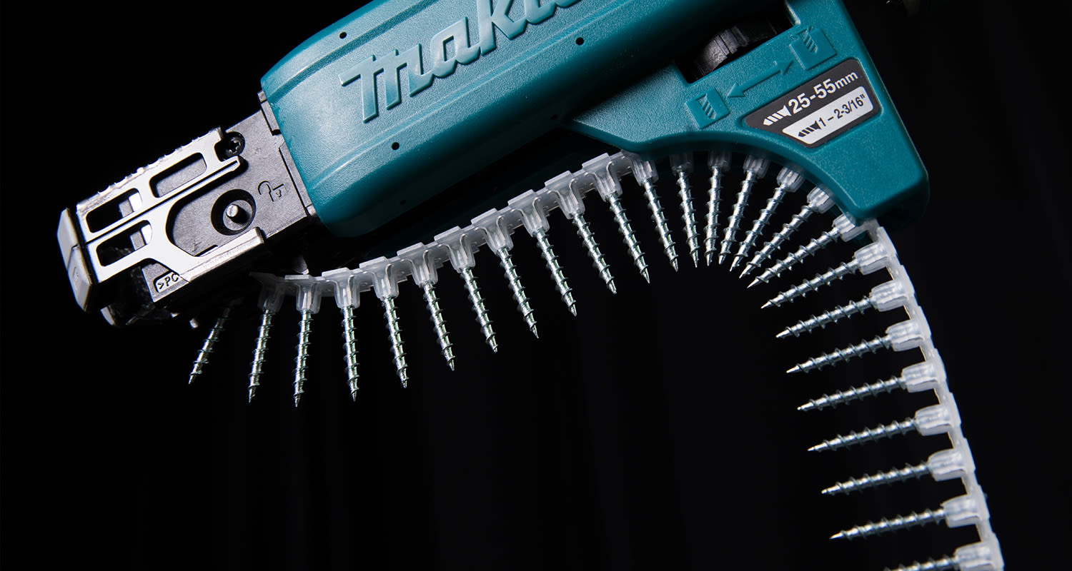 Nauharuuvit PROF-valikoimista Makitan koneessa