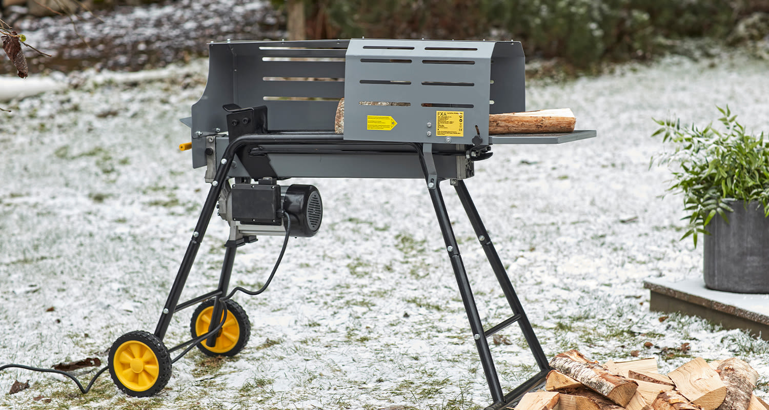 Klapikone FXA 6T 52cm jalustalla.