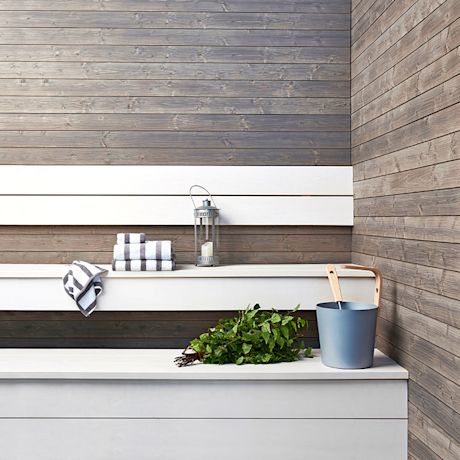 Vaalea saunan sisutus. Kuvan tuotteet ovat K-Raudan valikoimaa.