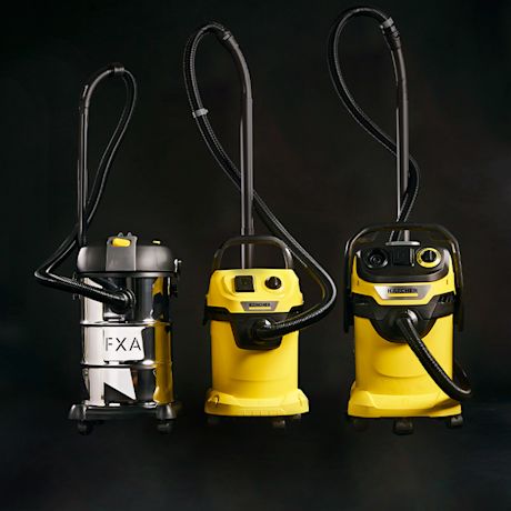 Hyvä, parempi ja paras märkä-kuivaimuri. Kuvassa yksi FXA:n ja kaksi Kärcherin märkä-kuivaimuria.