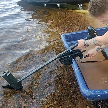 Testissä sähköperämoottori Minn Kota Endura 34 CS2