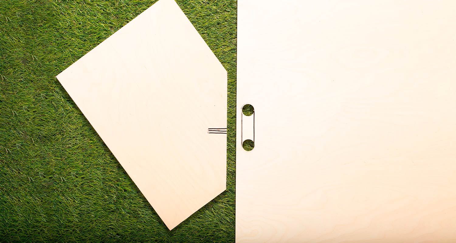 Syöttöseinän teko K-Raudan ohjeilla. Kuvassa syöttöseinän tekovaihe 2.