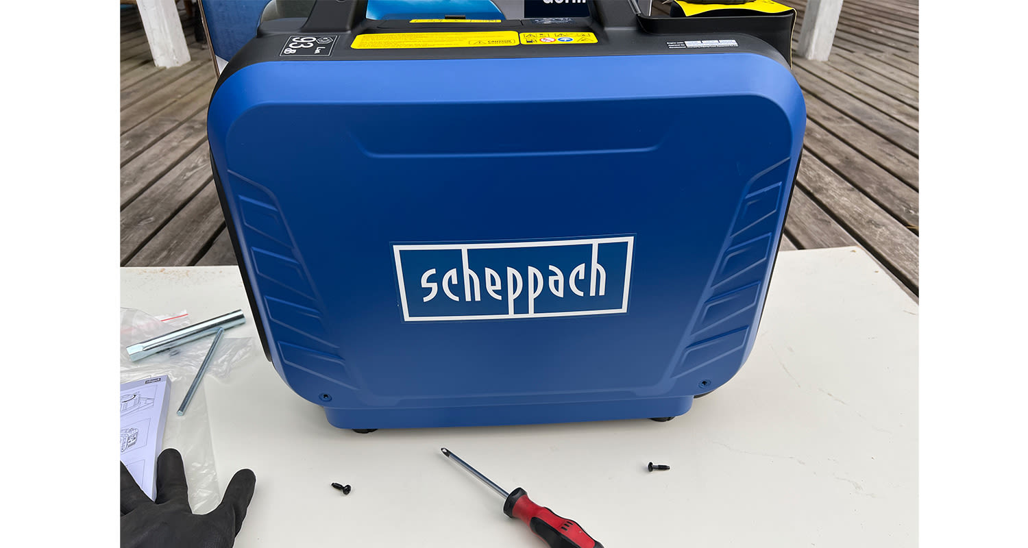 Tuotetestissä ollut aggregaatti Scheppach SG2500I 2,0kW lähikuvassa