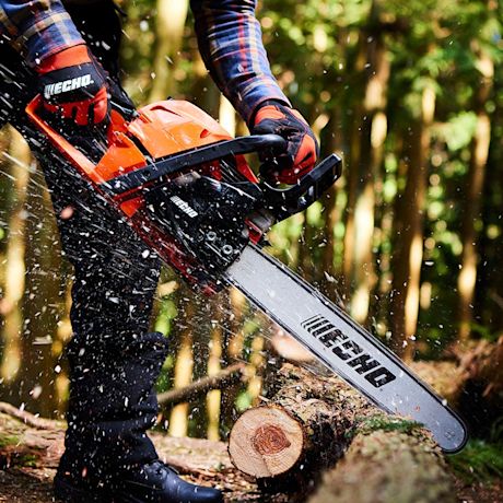 Echo-moottorisaha mallia CS-4920