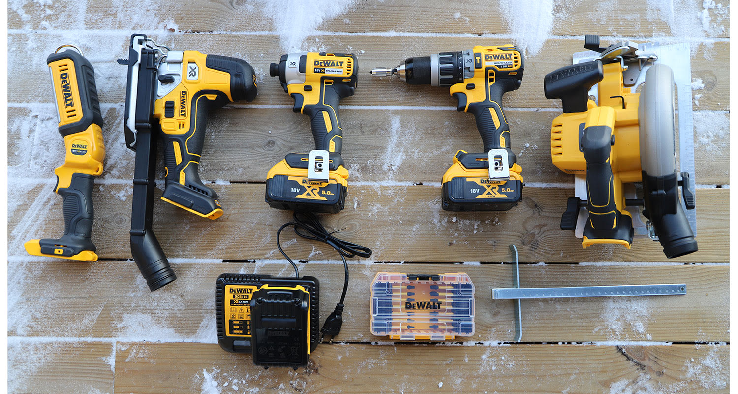 Dewaltin akkukonesarja mallia DCK500P3T 18V sisältää viisi eri konetta