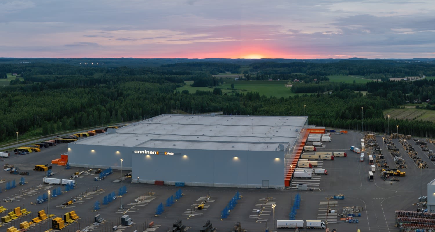 logistiikkakeskus-onnela-kestavat-pinnat-krauta-ak-julkisivu