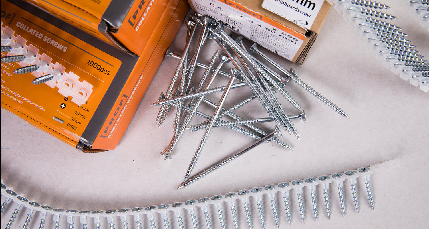 PROF-ruuvien valikoimaa