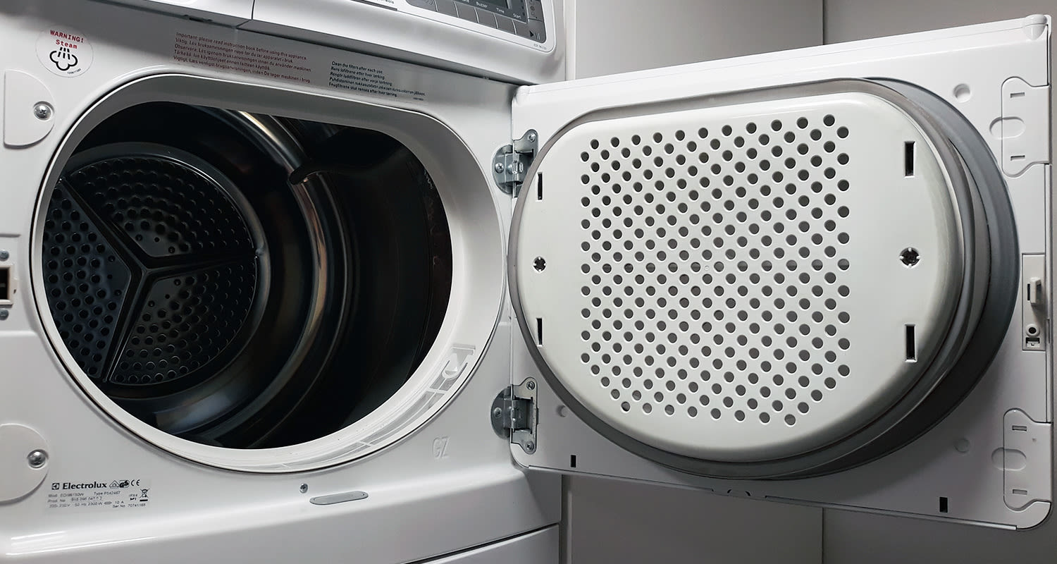 kuivausrummun nukkasihdin imurointi märkä-kuivaimurilla