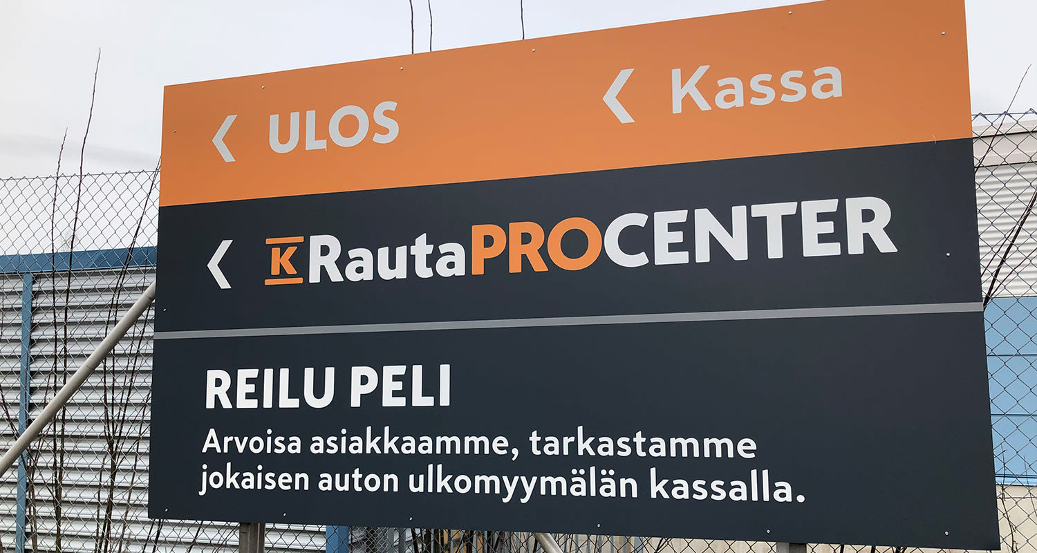 Ulkomyymälä ohjekyltti.