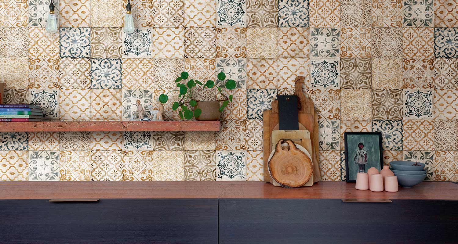 Kuvassa marrakech-tyylinen kuvioseinälaatta Cello Mist 25x38 Arty beige