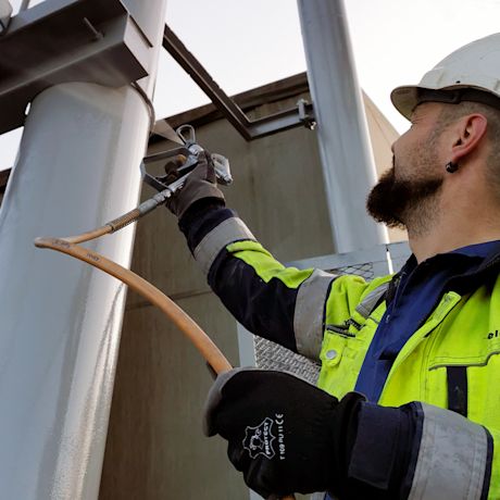 Wagner korkeapaineruisku PS 20 ammattilaisella työmaalla käytössä