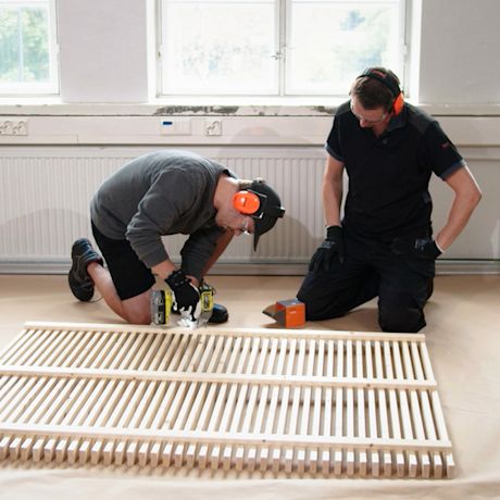 Sängynpäädyn teko kolmea työvälinettä hyödyntäen