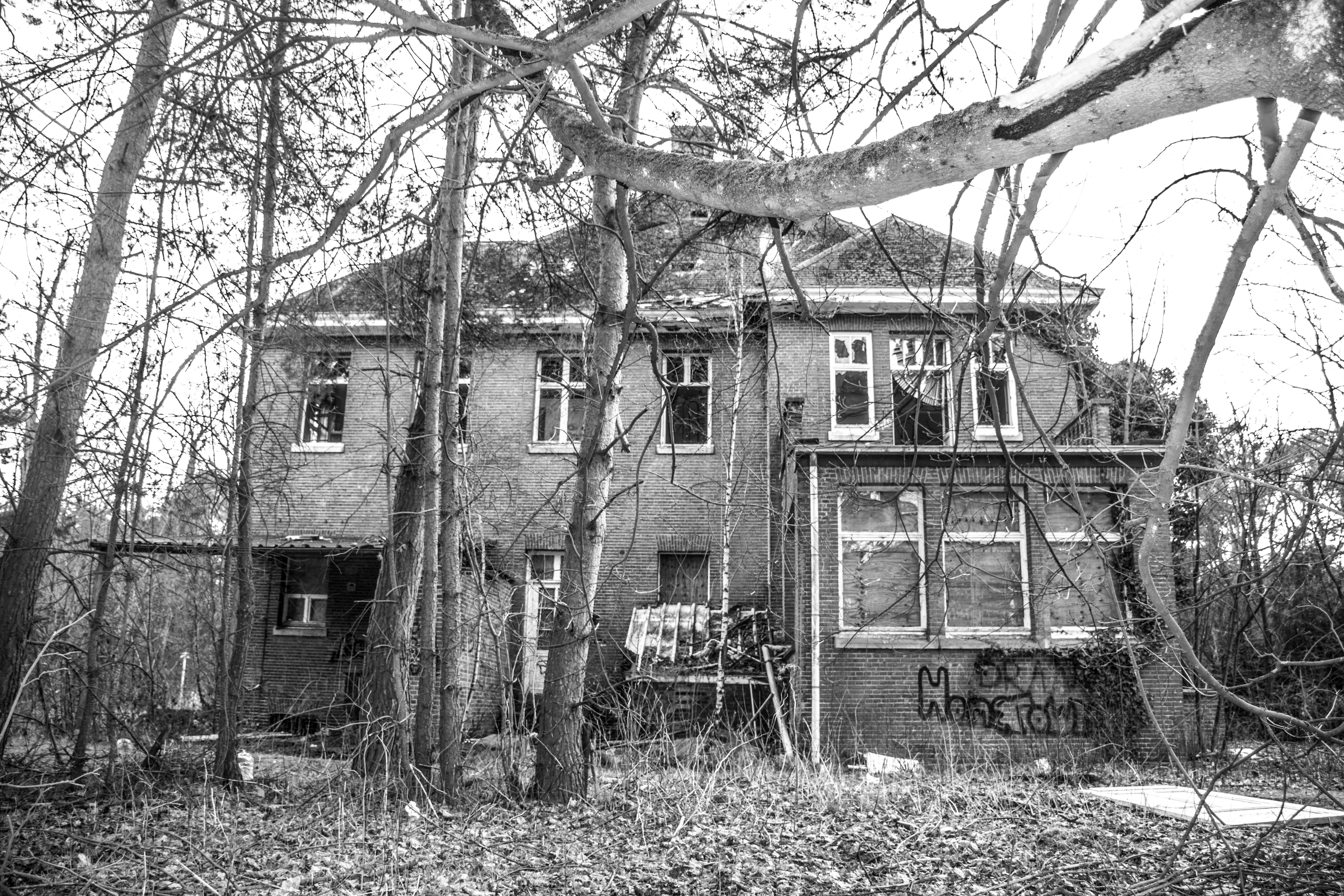 Haunted house horror story ideas