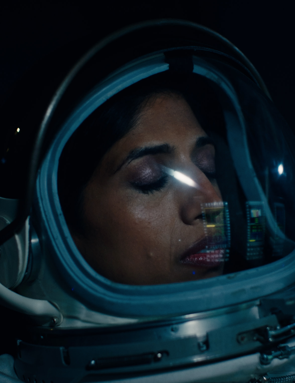 OUT OF THIS WORLD. They’re practicing medicine on the frontiers of science, and bringing their discoveries back down to earth. Meet Dr. Shawna P. and Dr. Haig G. — Awesome Humans.