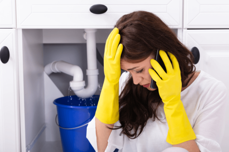 How A Plumbing Answering Service Helps You Handle Overnight And Weekend Calls