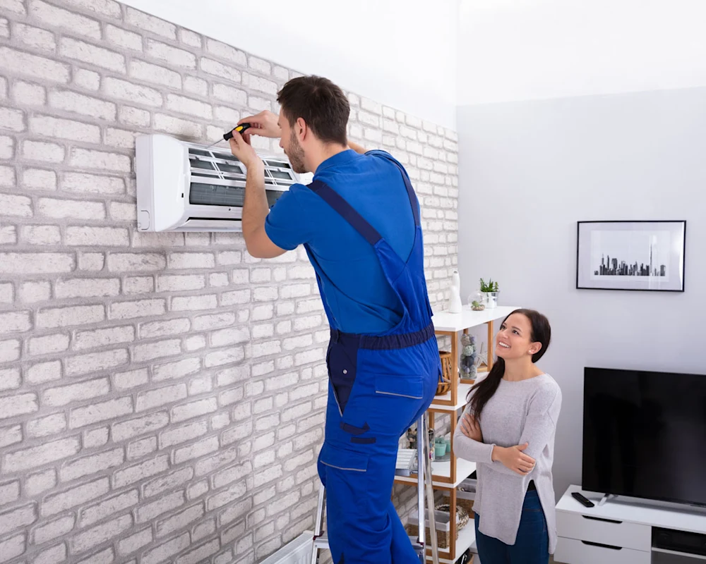 CASA / manutenzione condizionatore / Hero Immagine CASA / manutenzione condizionatore / Hero