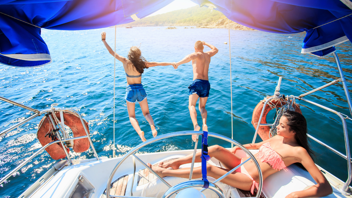 Fun-day-on-yacht-bahamas