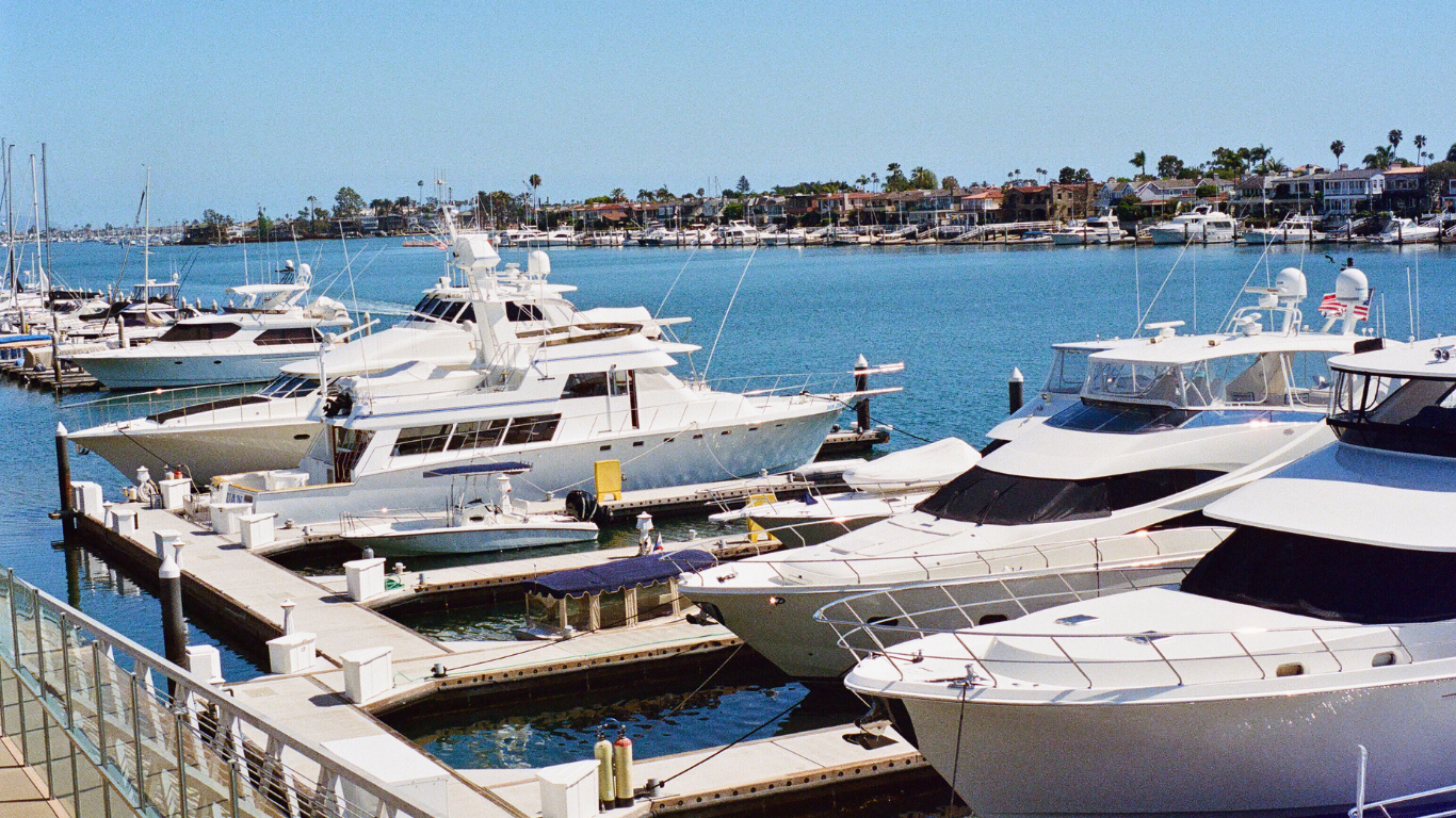 luxury-yachts-Bahamas