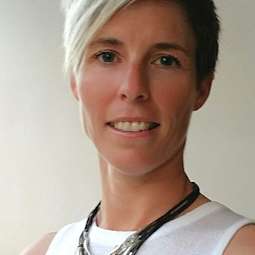 Profile picture of Helene Rossiter