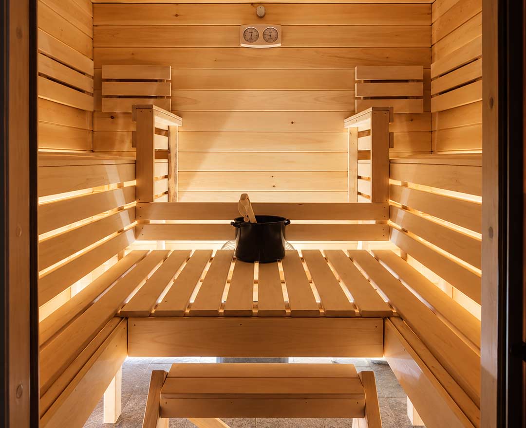 fille dans un sauna
