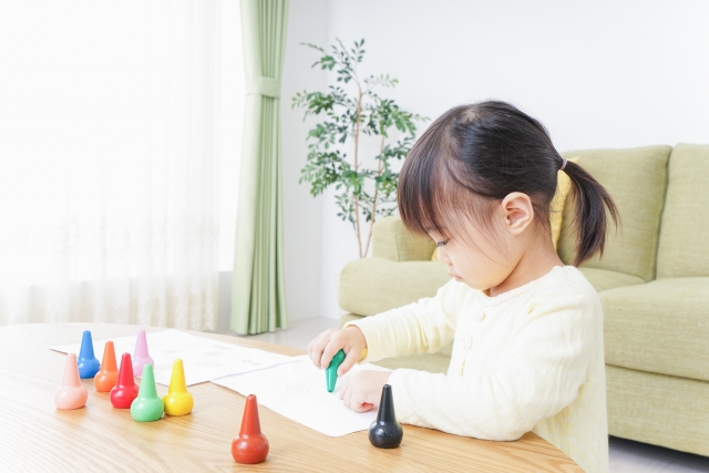 年長から療育を始めるのは遅い?発達が気になるときに取るべき行動を解説