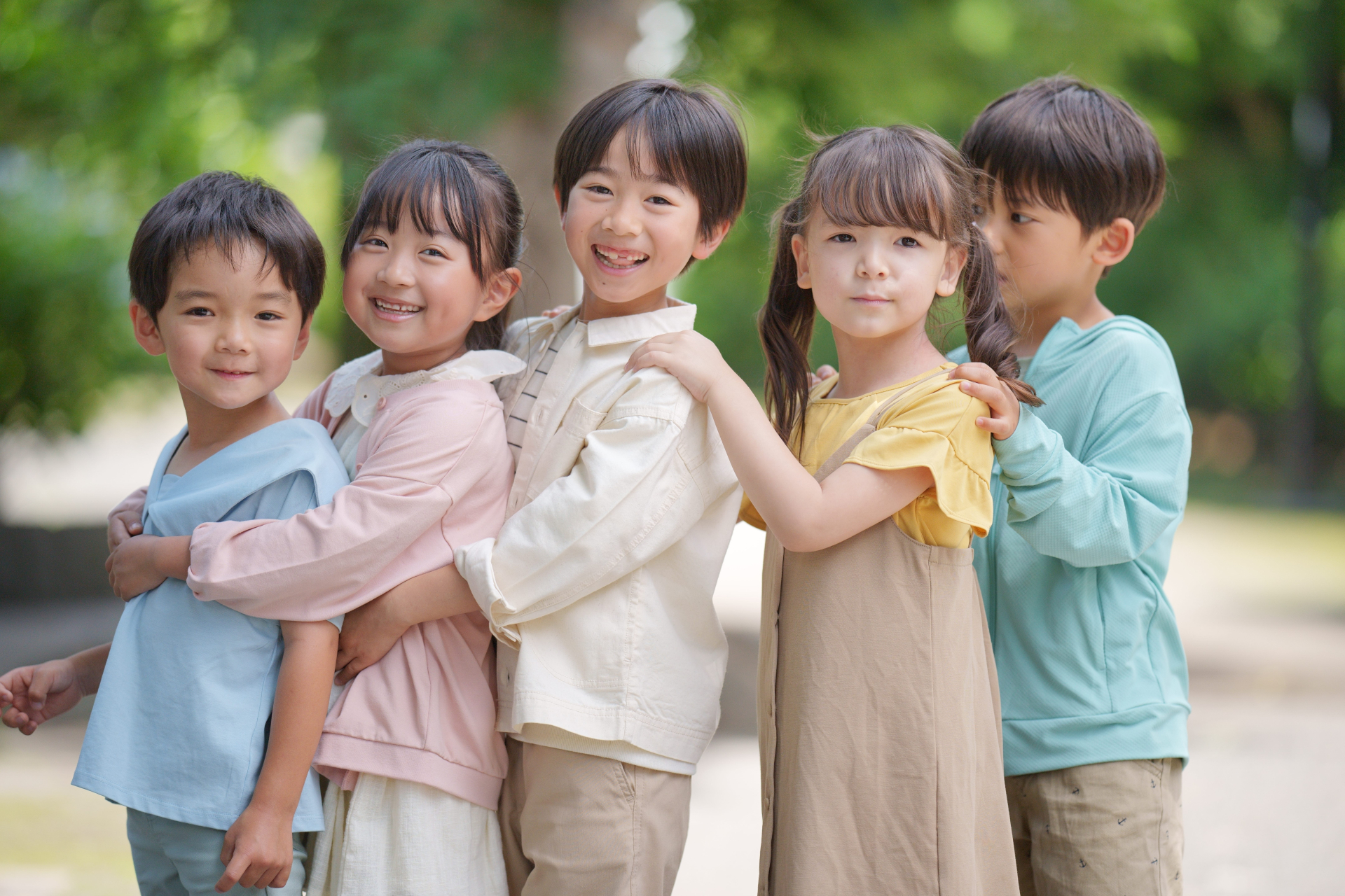 ADHDの小学生には療育が効果あり?具体的な支援内容と診断・相談の流れも紹介 ADHDの小学生には療育が効果あり?具体的な支援内容と診断・相談の流れも紹介