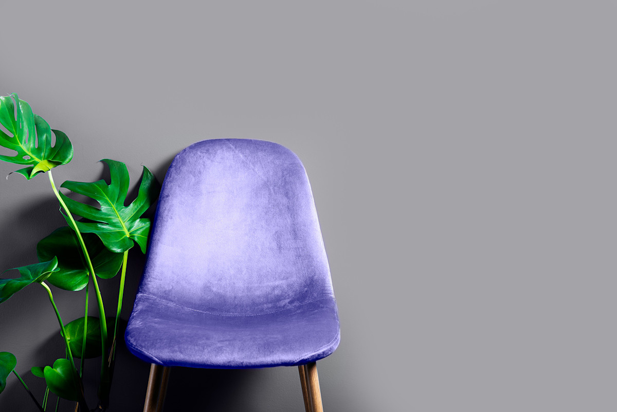 Vedremo il Very Peri per tutto il 2022 nel mondo del design, della moda e del make up