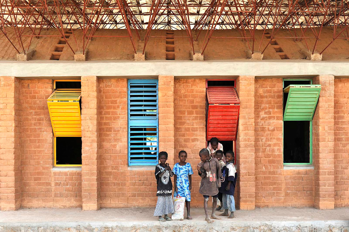 Gando Primary School, photo courtesy di Erik-Jan Owerkerk