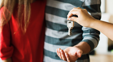 Finanzierungs-Pass: Ihr Plus bei der Immobilienbesichtigung Erfolgreicher Hauskauf mit der Finanzierungsbescheinigung