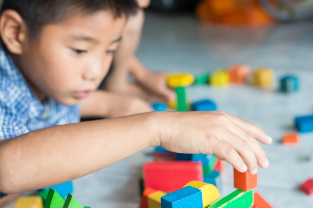 Five Essential Features of a Great Early Intervention Program for Autism