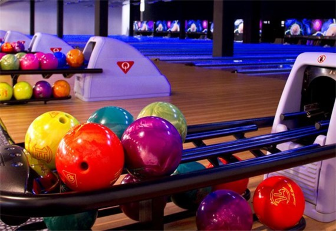 8-Pin Bowling