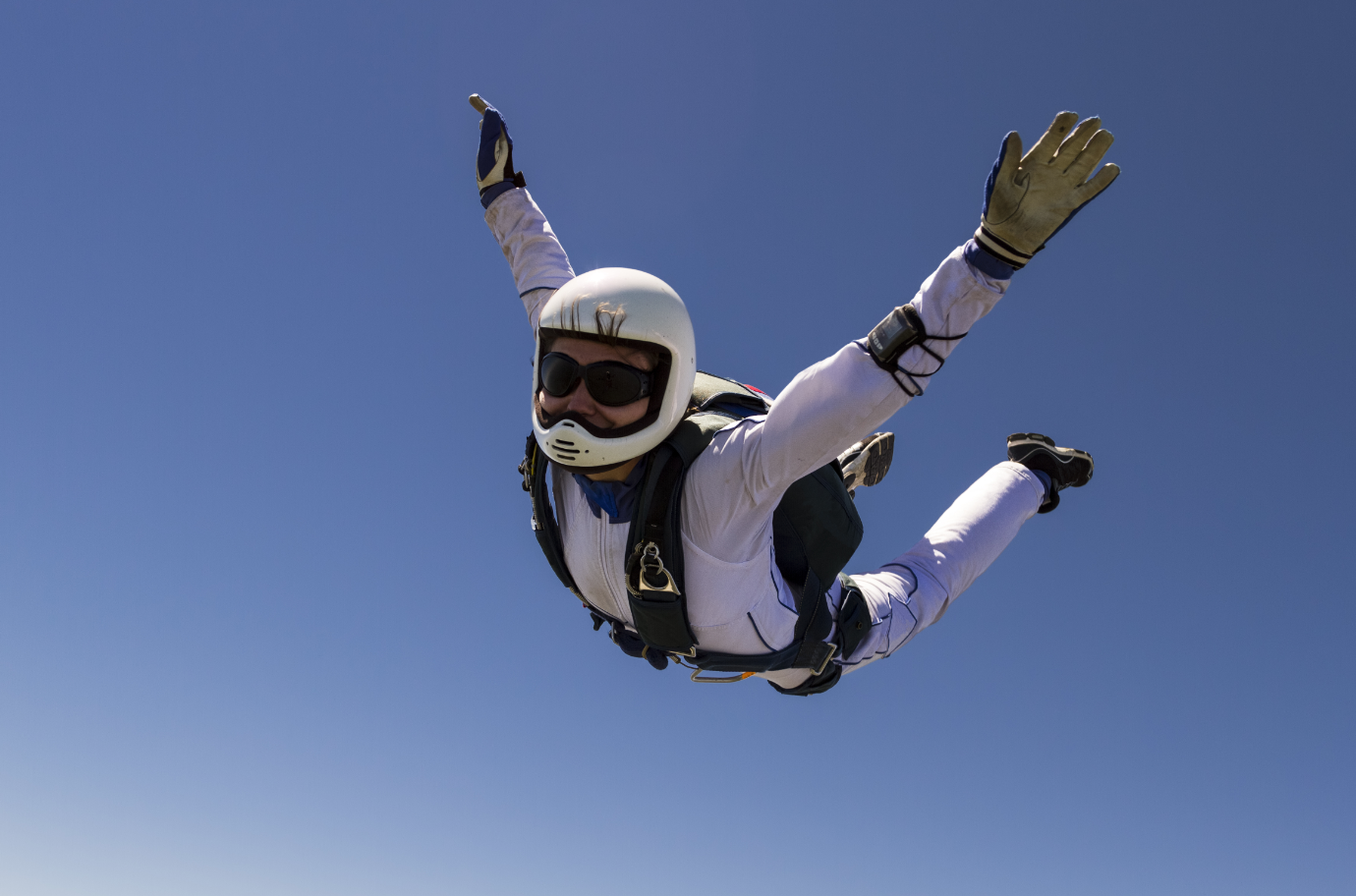 DEFY GRAVITY WITH AN EXCEPTIONAL WIND TUNNEL AND A TRAMPOLINE PARK DURING FUN FAIR AT MALL OF QATAR