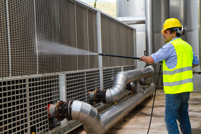 The Ultimate Guide to Industrial Equipment Cleaning