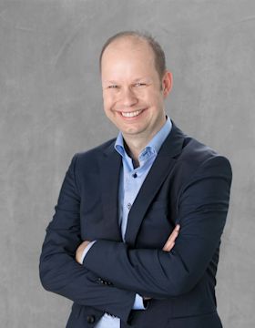 Portrait of
Thorsten
Reuter