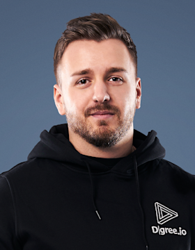 Portrait of
Marvin
Tekautschitz