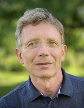 Portrait of
Dr.
Germo
Gericke