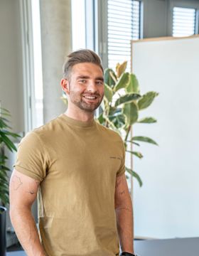 Portrait of
Dr.
Maximilian
Hartmann