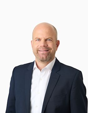 Portrait of
Sven
Neumann