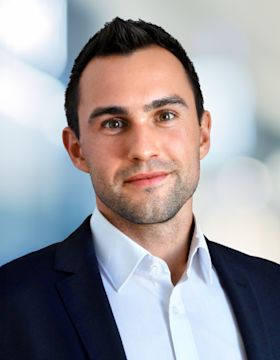 Portrait of
Julian
Klaiber