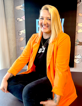 Portrait of
Manuela
Serges