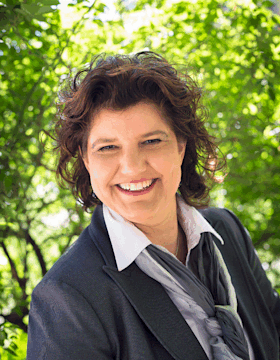 Portrait of
Miriam J.
Hohenfeldt