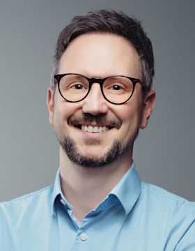 Portrait of
Oliver
Hilgers